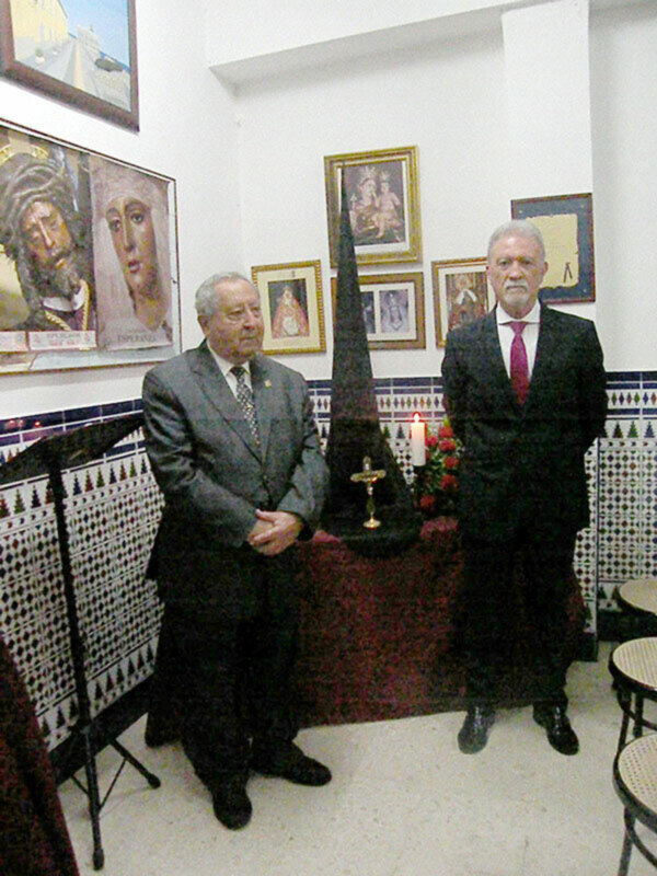La Madrugada de Sevilla en el Pregón de Semana Santa de la casa de Melilla en Sevilla.
