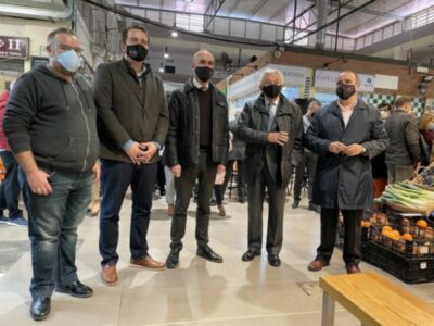El Ayuntamiento integrará los mercados de abastos de la ciudad en una plataforma de comercio electrónico