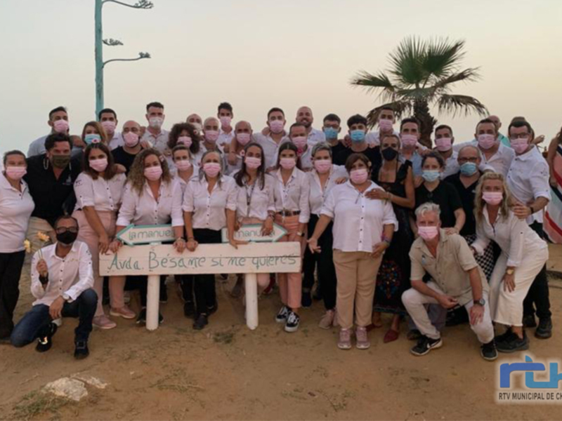 La AECC celebra hoy su séptimo botellín y cena solidarios gracias a la colaboración de Cruzcampo Bebidas Chipiona, Hielos Salmedina y La Manuela Cocin