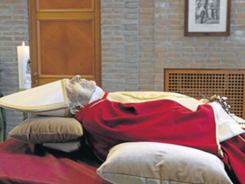 La Catedral de Sevilla acogerá el próximo martes una misa funeral por Benedicto XVI