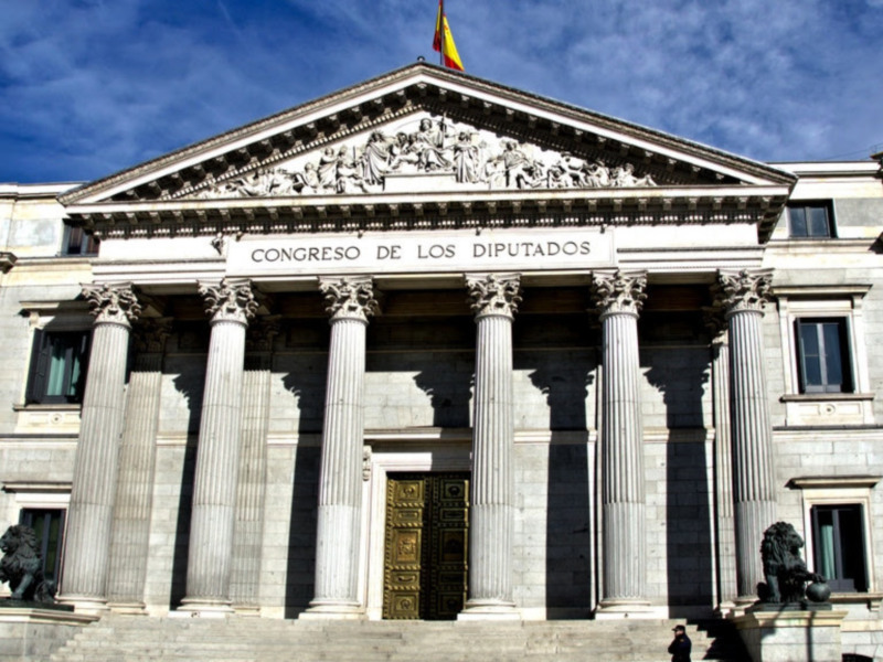 Andalucía Televisión ofrece en directo el debate de investidura de Nuñez Feijoo