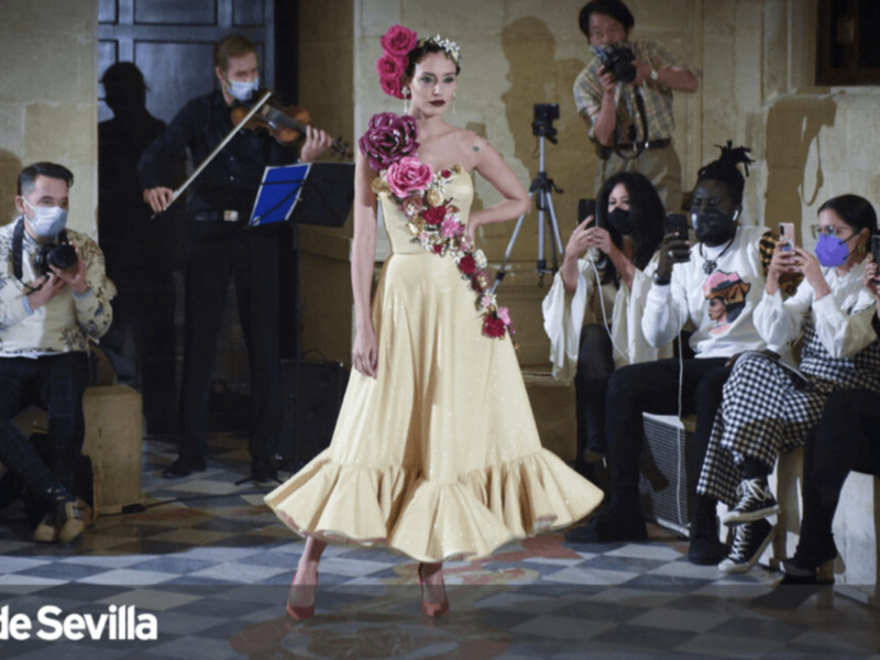 Marina Bernal modera VI edición de Uniqo Qlamenco en Sevilla 