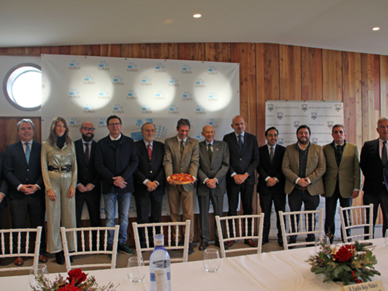 El desayuno del Restaurante de la Raza fue protagonizado por los Reyes de Oriente en Sevilla