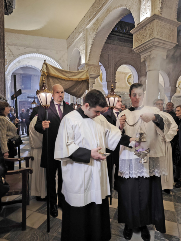  Histórico Vía Crucis de la Pía Unión en Sevilla. 