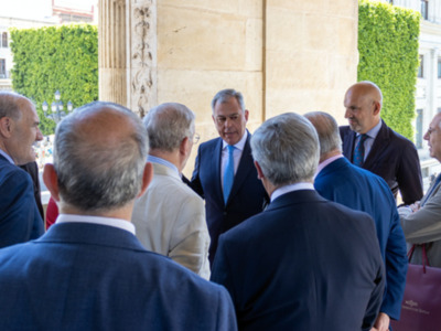 Este encuentro ha transcurrido durante esta primera jornada con la visita institucional de los presidentes al Ayuntamiento de Sevilla, 