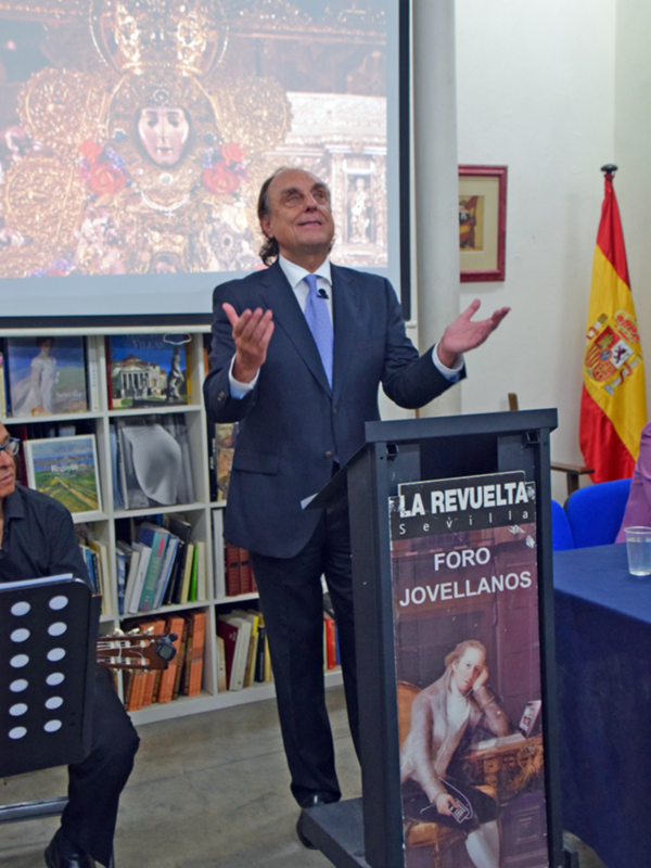 Antonio Bellido pregonó a la Reina de las Marismas en el Ateneo Popular de Sevilla 
