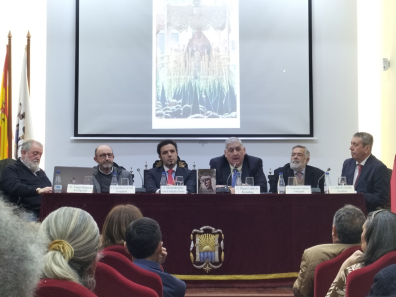 Nueva edición de “Teoría y realidad de la Semana Santa de Sevilla” de Antonio Núñez de Herrera