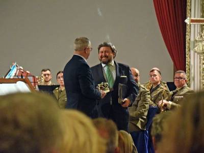 El tradicional Pregón «Pasión y Gloria en Sevilla», organizado por la Cátedra General Castaños