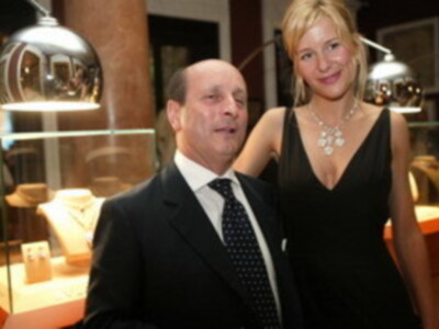 Maria Leon felicita al Principe Felipe por su proxima paternidad