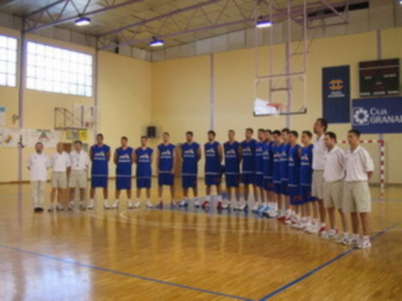  Las selecciones masculina y femenina de España de baloncesto llegan a la Villa Mediterránea Almeria 05