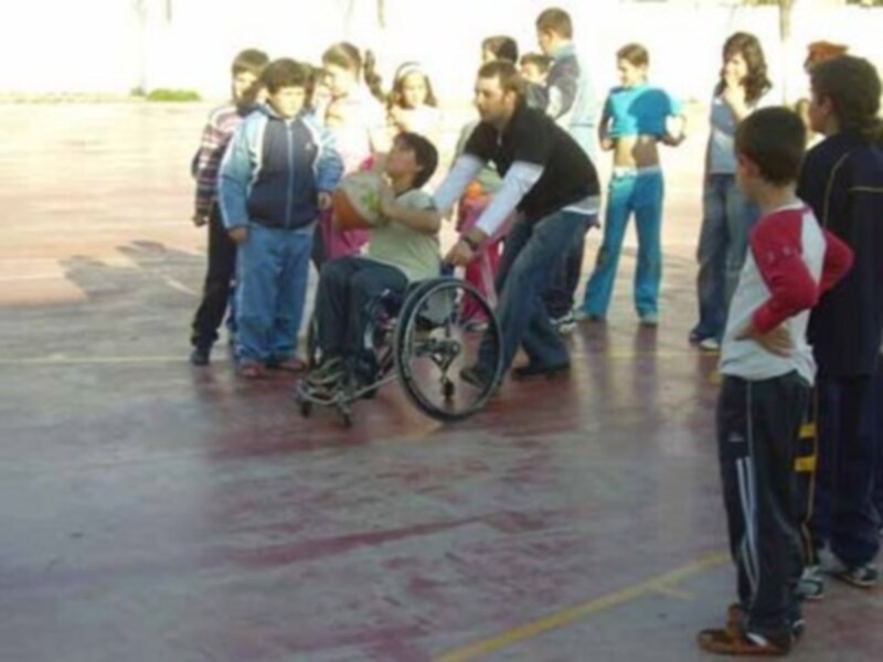 Exhibición y educación en valores de la ONCE
