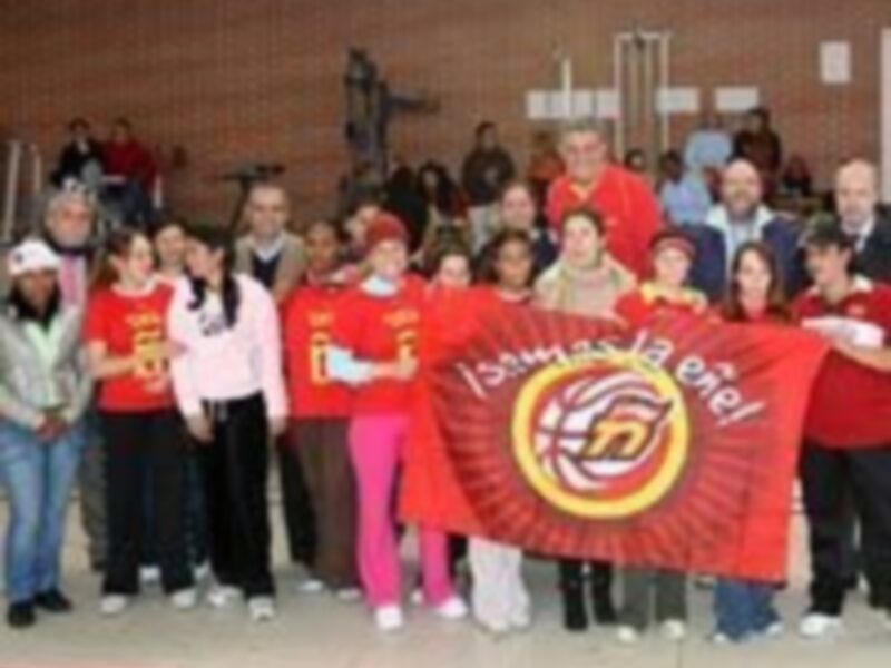 Baloncesto sin límites se pone en marcha con más de 300 inscritas