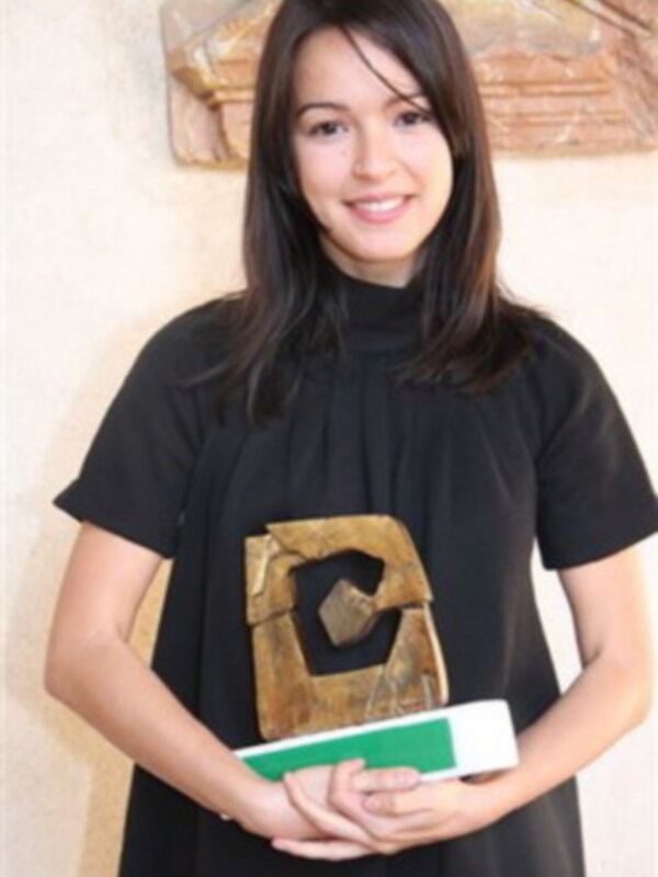 VERÓNICA SÁNCHEZ Y LA MARI DE CHAMBAO PREMIADAS POR EL INSTITUTO ANDALUZ DE LA JUVENTUD