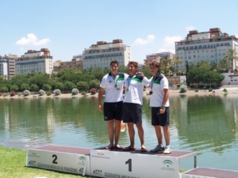 El Club Náutico de Sevilla confirma su hegemonía en el Guadalquivir
