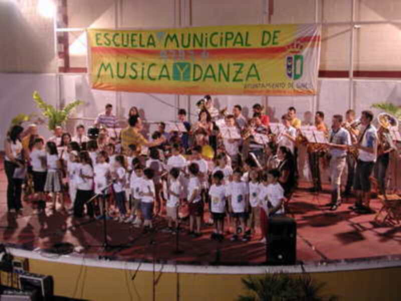 Concierto de música y danza en la Escuela Municipal de Música y Danza de Gijón.