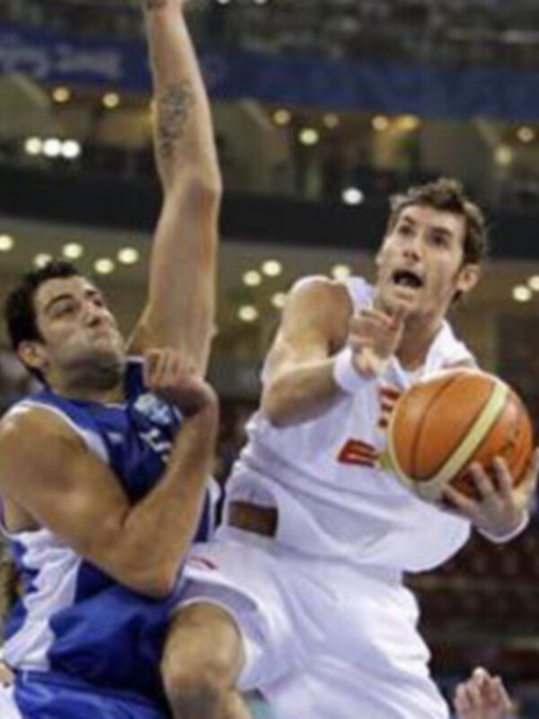 Solvencia y superioridad española en el debut olímpico de baloncesto ante Grecia (81-66)