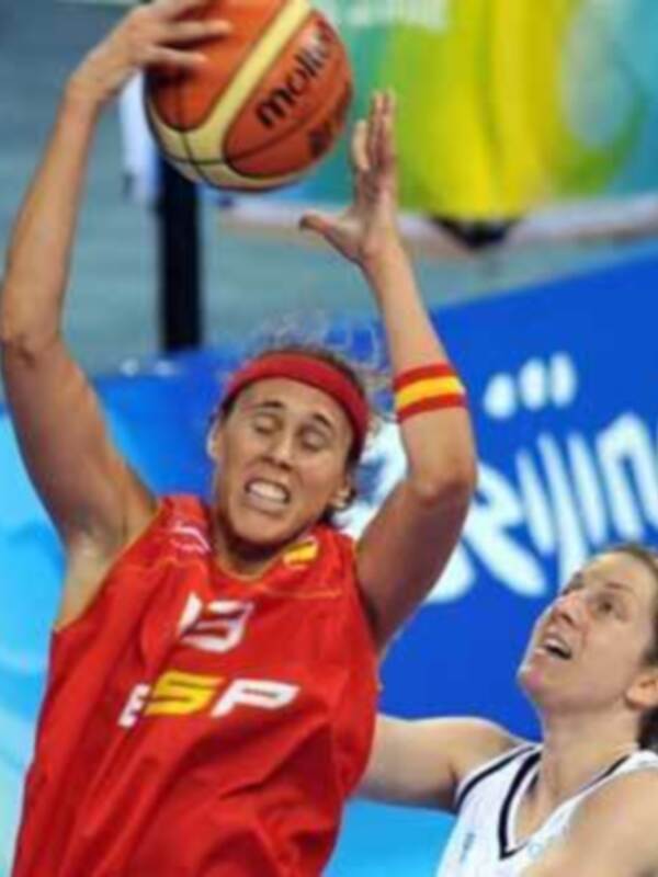 España femenina gana a Nueva Zelanda (62-85) y pone rumbo a los cuartos de final