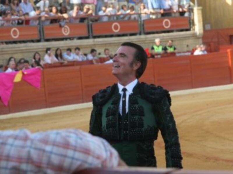 José Ortega Cano vuelve a los ruedos y sale por la puerta grande