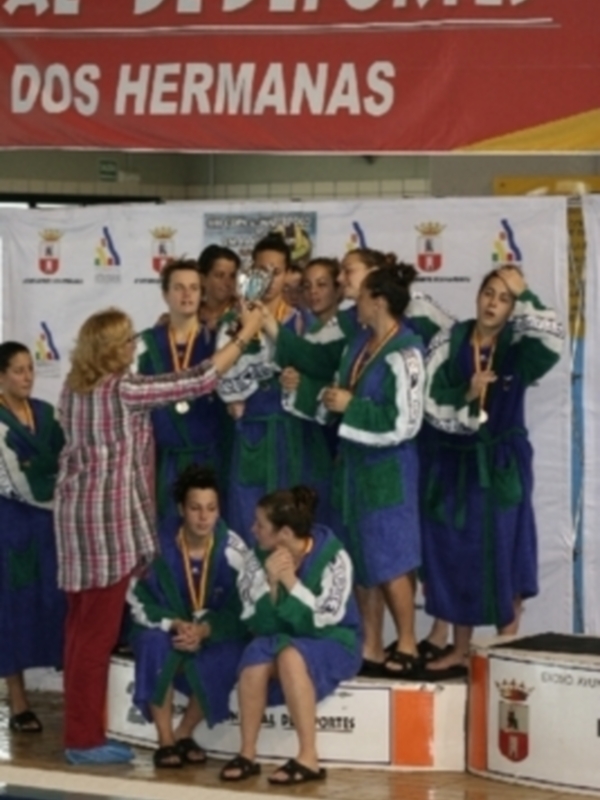 Dos Hermanas aprueba con sobresaliente la XIII Copa de la Reina de waterpolo