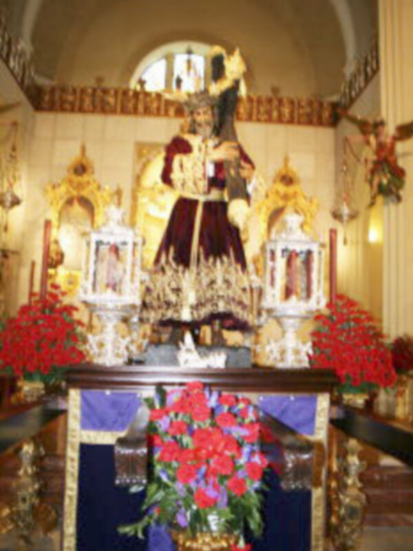 La hermandad de los Gitanos suspende el Vía Crucis por la lluvia