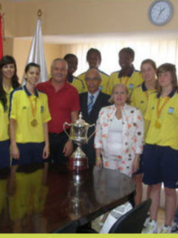 El alcalde de Las Palmas recibe al equipo junior del CB Gran Canaria La Caja de Canarias