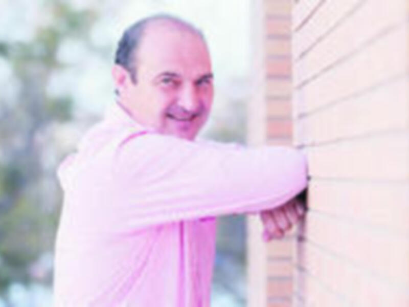 Luis Giménez Martínez. Ex jugador y ex entrenador de baloncesto y director financiero de la FEB 