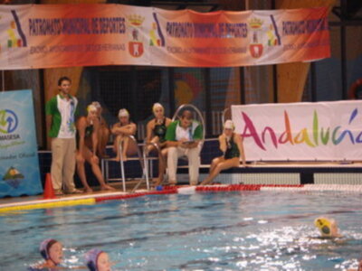 El C.N. Sant Feliu, vicecolista de División de Honor, visita propicia para el C.W. Dos Hermanas-EMASESA