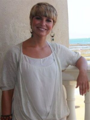 La actuacion de Pasion Vega suspendida el martes se ofrecera el domingo a las 12