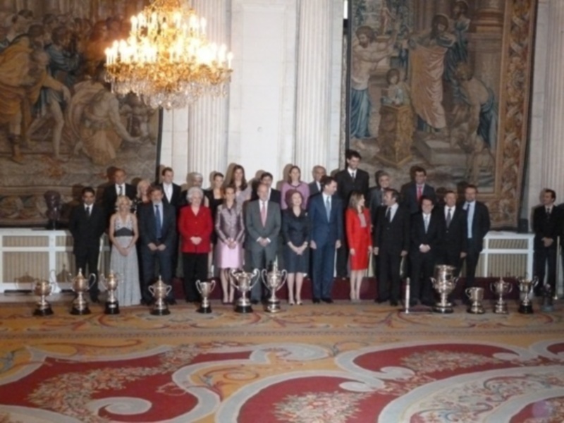La Universidad de Cádiz recibe el Premio Nacional del Deporte Trofeo Joaquín Blume