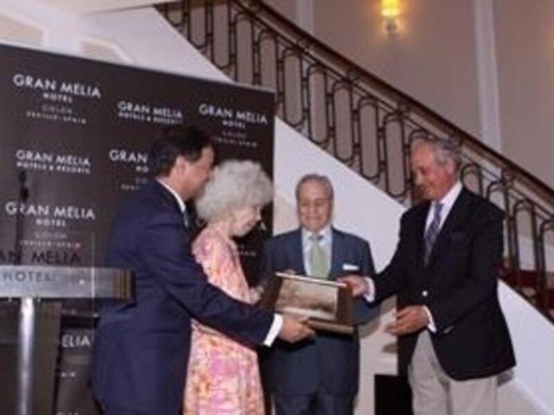 Litri recibe un homenaje en el hotel Gran Meliá Colón de Sevilla