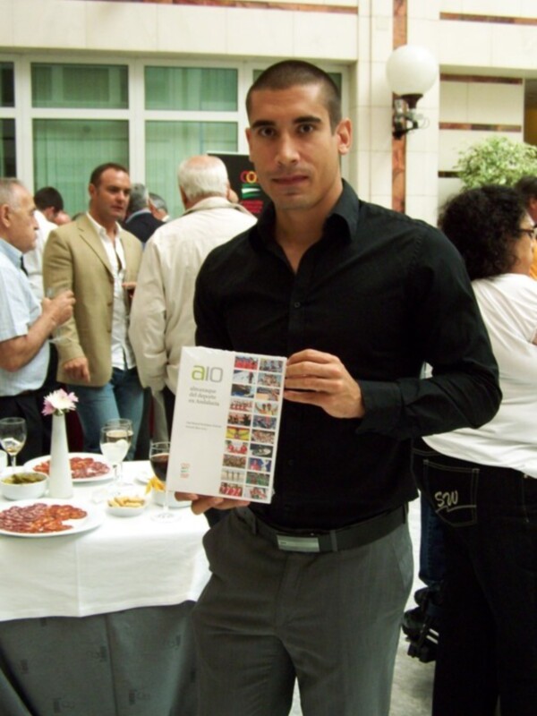 La Fundación Andalucía Olímpica presentó su A10. Almanaque del Deporte en Andalucía