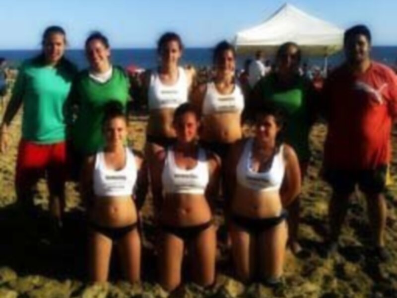 Balonmano Playa: El Discoteca Paddock BMT Playa femenino concluye segundo en el Torneo de Lepe