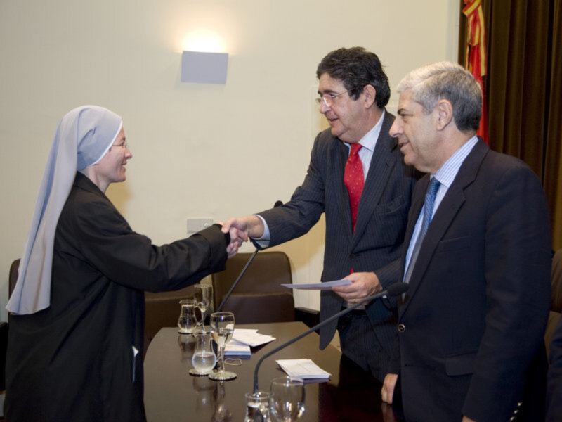 La Fundación Villacieros entregó becas y ayudas a instituciones benéficas por más de 60.000 euros