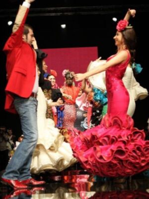 Elisabeth conto con el apoyo de su novio, el futbolista Alexis que fue a verla desfilar por primera vez 