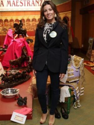 El cordobés y su mujer, dos personas solidarias, el presentó un festival para niños discapacitados y ella ha colaborado en el rastrillo   