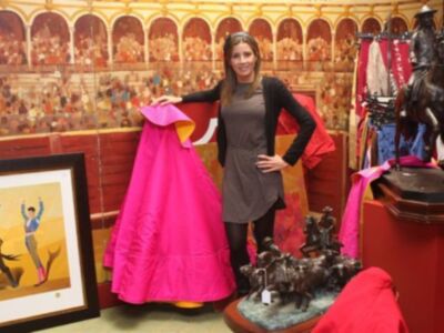 El cordobés y su mujer, dos personas solidarias, el presentó un festival para niños discapacitados y ella ha colaborado en el rastrillo   