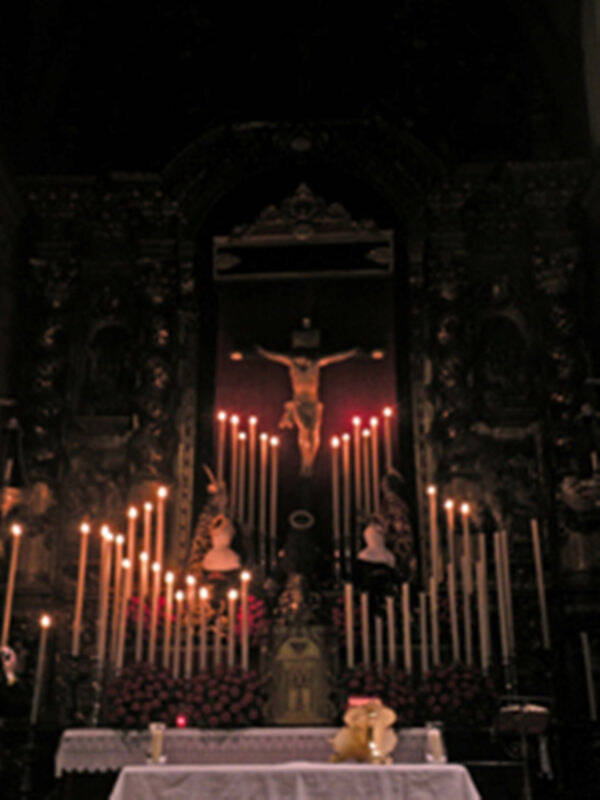 Galería del Altar y Quinario de la Hermandad de la Siete Palabra
