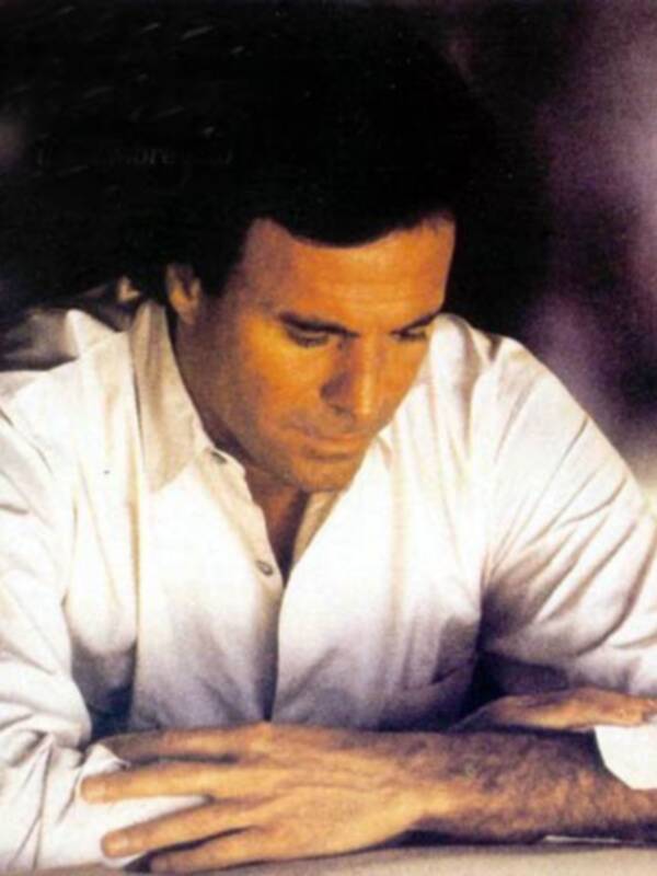 Y como no,Julio Iglesias.