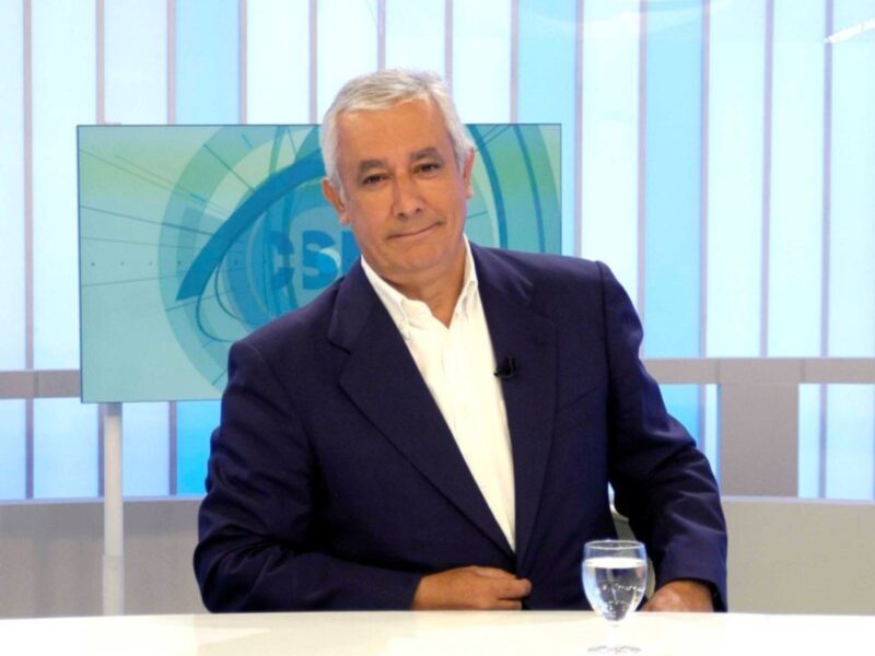  Javier Arenas, presidente del Partido Popular Andaluz, cree que se ha roto el fatalismo y pueden gobernar en Andalucía  
