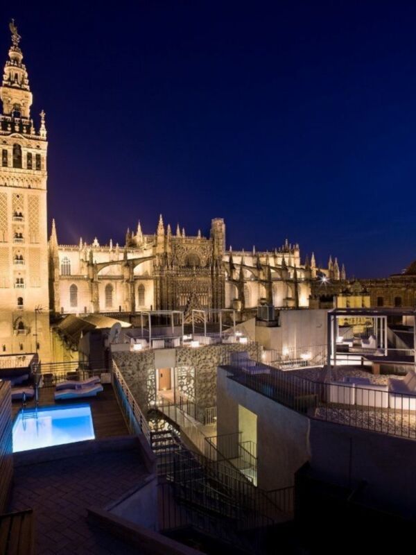Fuego y magia para la Noche de San Juan en EME Catedral Hotel