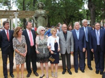 La Duquesa de Alba podría casarse en septiembre en el palacio de dueñas de Sevilla