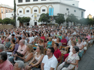 Concierto Extraordinario de la víspera de la Virgen de los Reyes