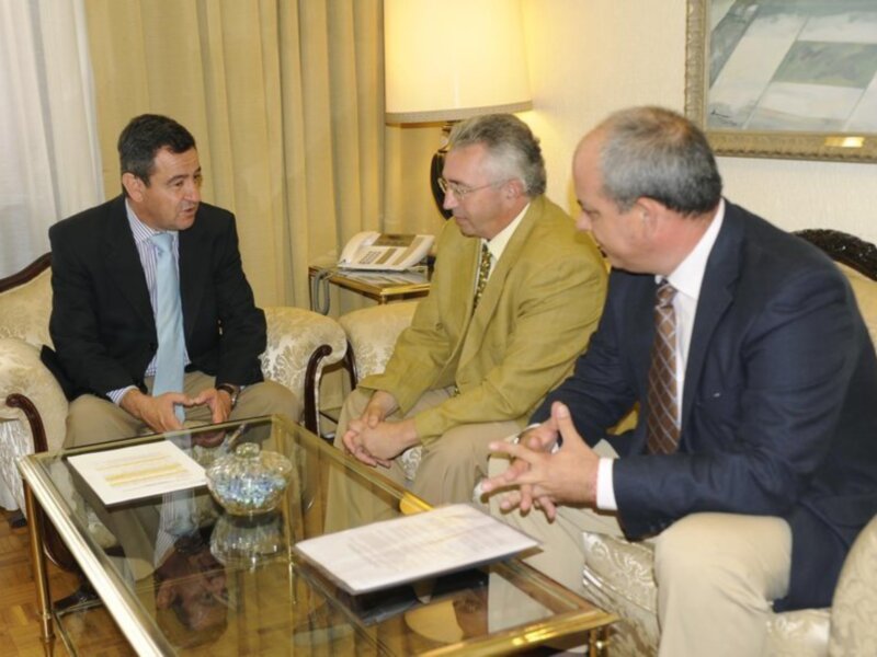 El presidente de Diputación de Cádiz anuncia la próxima convocatoria del Consejo Económico y Social 