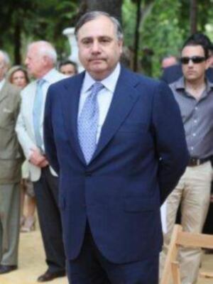 La Duquesa De Alba  se casa 5 octubre  a la una de la tarde 