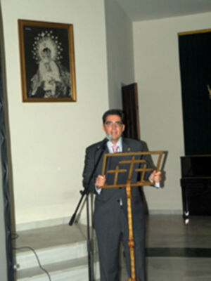 Audiovisual con el titulo Sentimiento Cofrade, vivencia de un año de vida, en la Hermandad de la Vera-cruz de Alcalá del Río