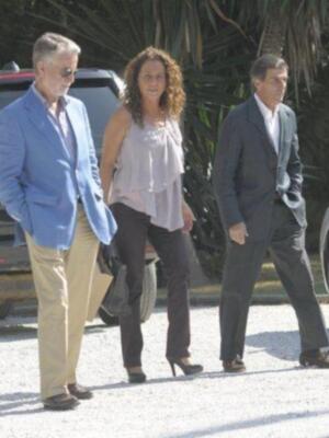 El emotivo reencuentro de los duques de Alba y su madrina Carmen Tello tras la boda