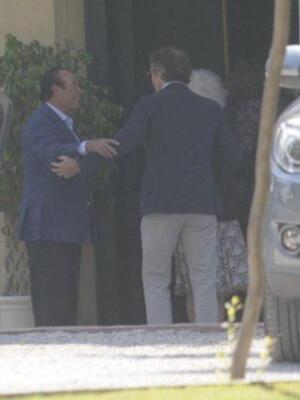 El emotivo reencuentro de los duques de Alba y su madrina Carmen Tello tras la boda