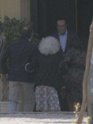 El emotivo reencuentro de los duques de Alba y su madrina Carmen Tello tras la boda