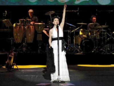 Luz Casal triunfa en Sevilla