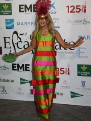 Fiesta de gala y mascaras en los Reales Alcázares de Sevilla  